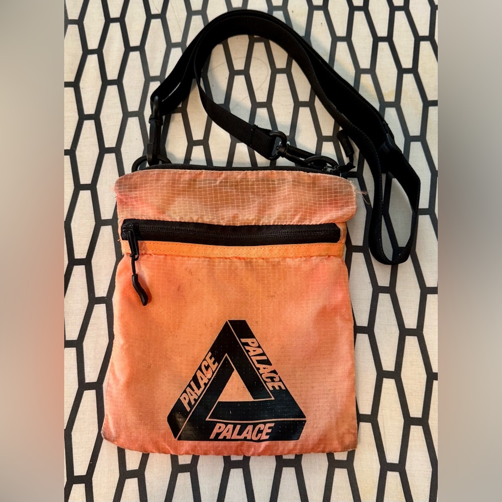 Palace Skateboards Orange and Black shoulder bag - Flat Sack